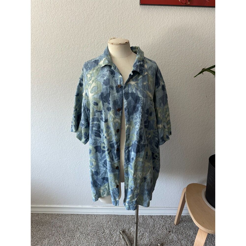Tommy Bahama Men's Blue Silk Hawaiian Button Up